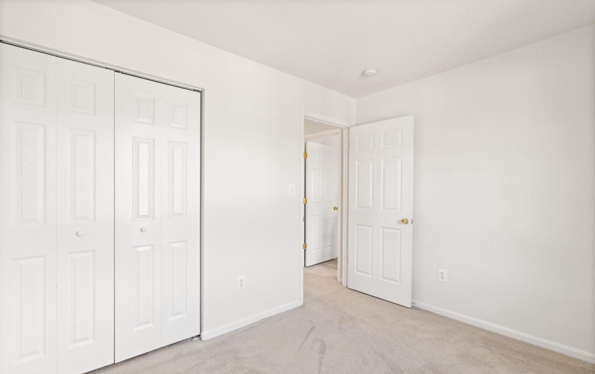 293 Kirby St - Photo 6 of 23