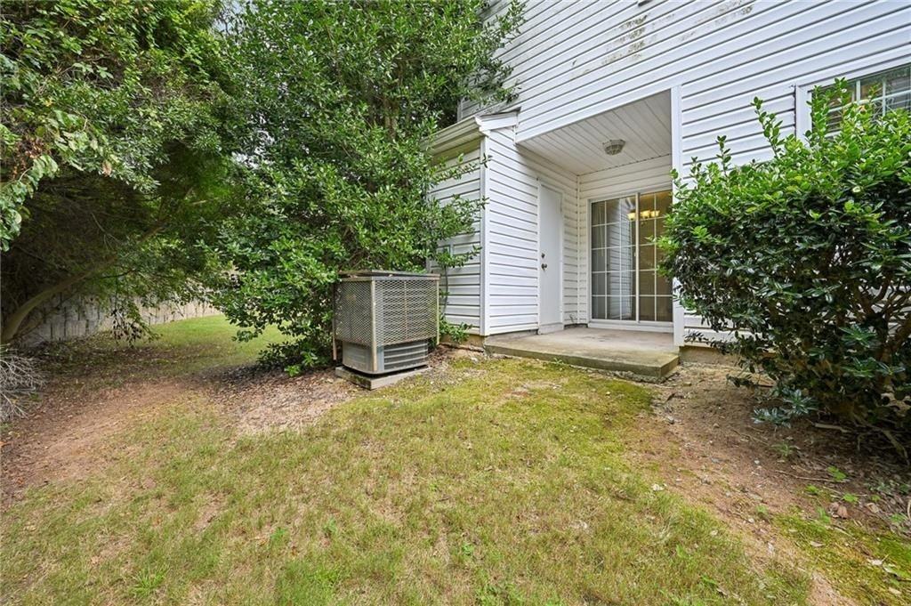 725 Crestwell Cir Sw - Photo 5 of 50