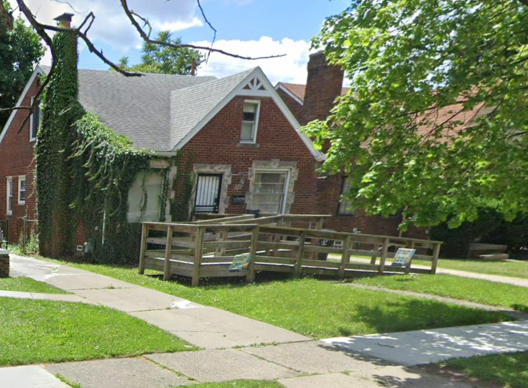 15014 Edmore Dr - Photo 3 of 3
