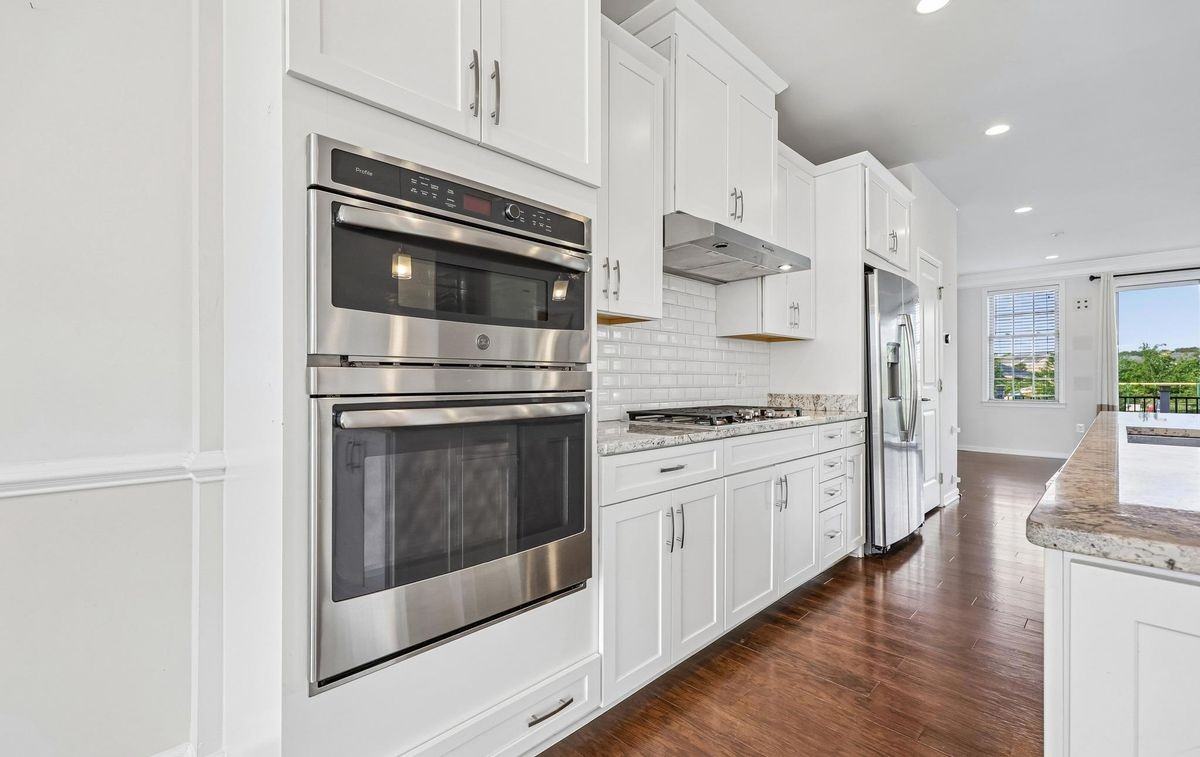 24991 Cambridge Hill Ter - Photo 6 of 48