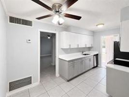 featured image of 1001 Sw 74th Ave ##101a