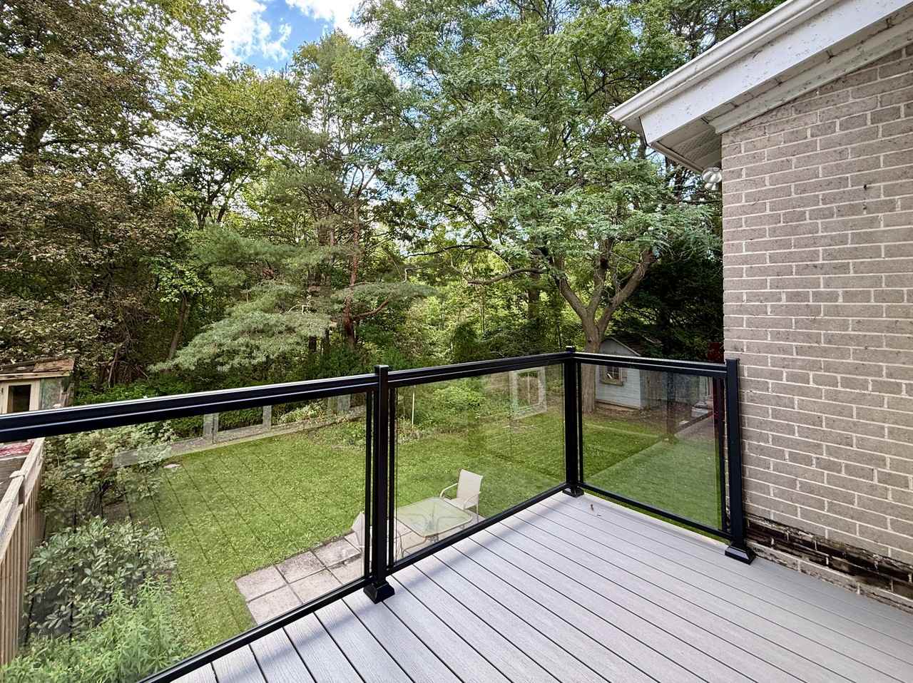155 Three Valleys Drive - Photo 6 of 39