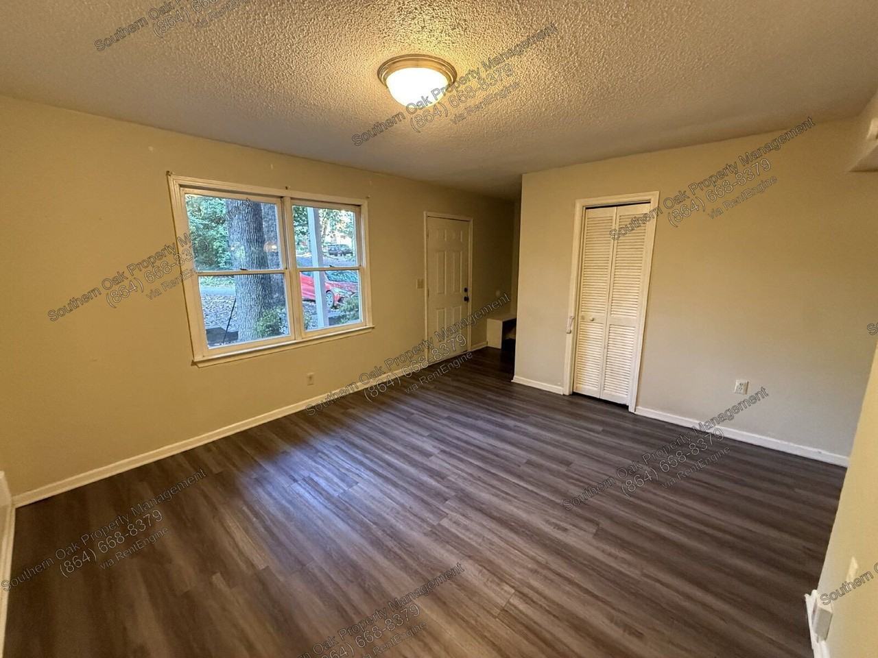 912 Georgetown St - Photo 4 of 21