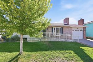 featured image of 1354 S Zeno St