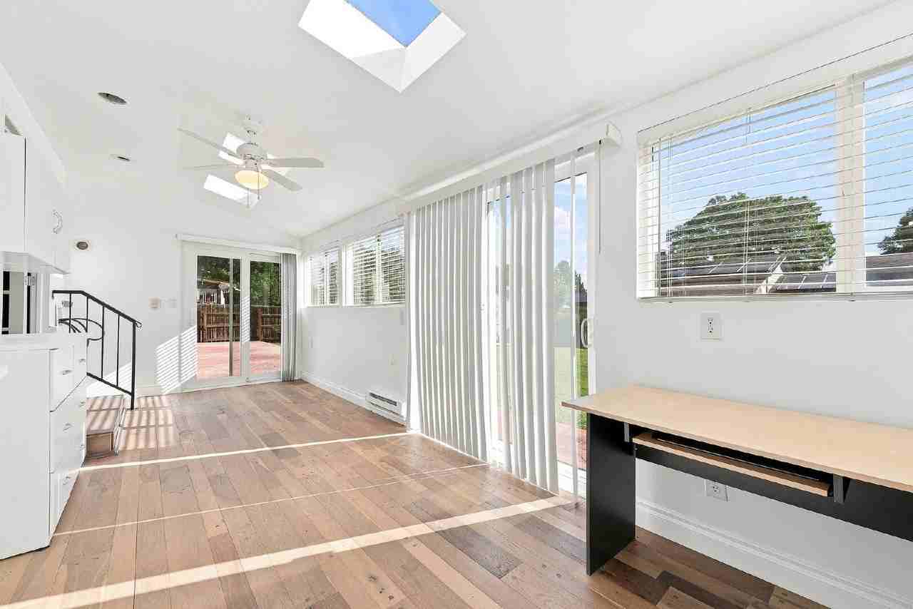 1354 S Zeno St - Photo 7 of 15
