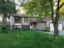 featured image of 5898 Madison Ave Se