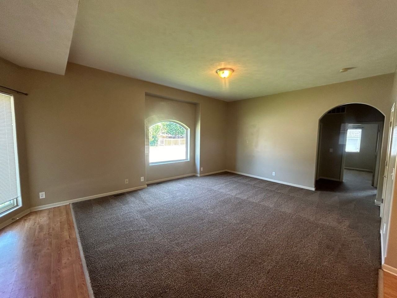 6920 N 15th St - Photo 5 of 17