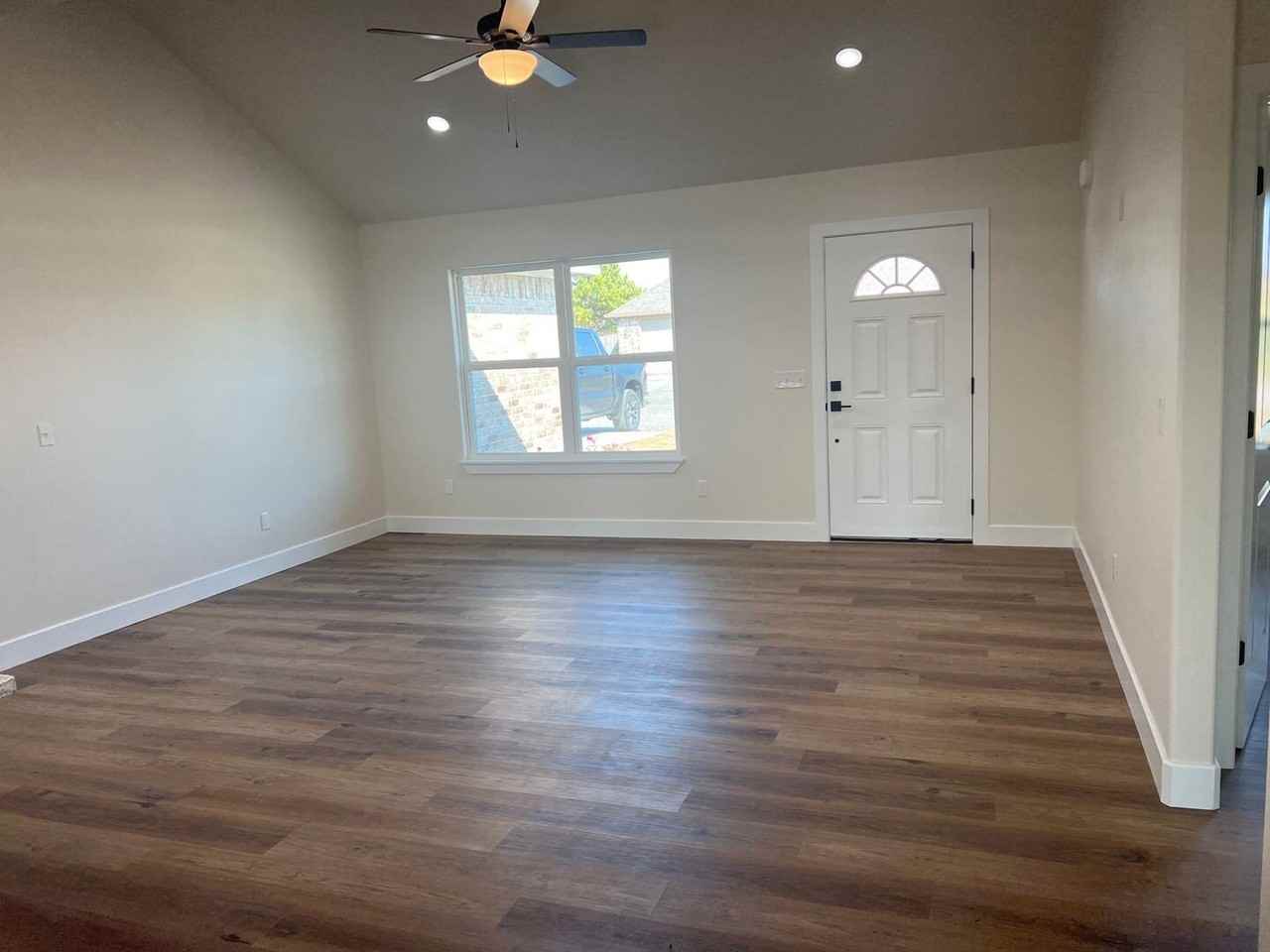 14901 N Iredelle Way - Photo 6 of 18