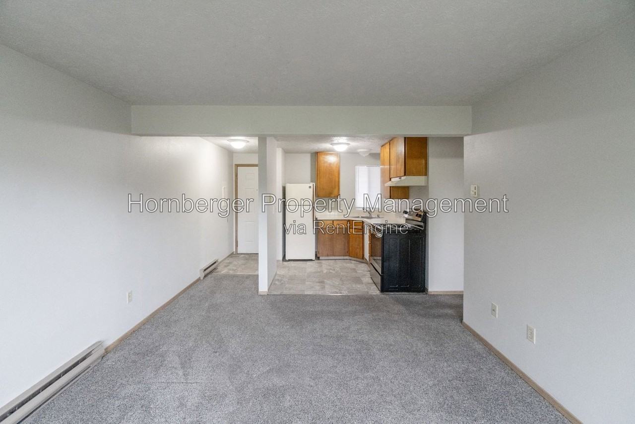 2307 W Cleveland Ave #4 - Photo 4 of 12