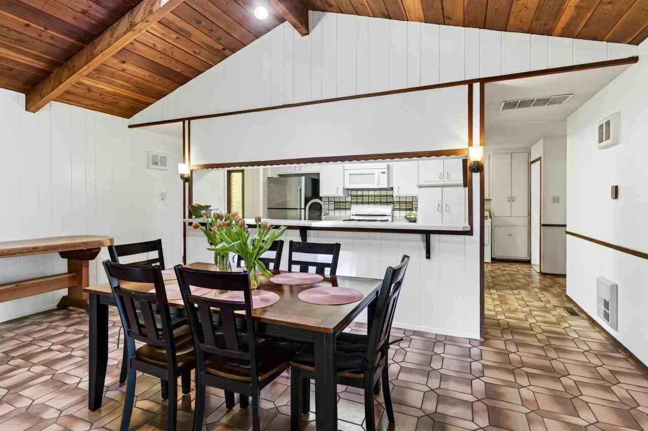 2348 Mill Creek Ln - Photo 6 of 31