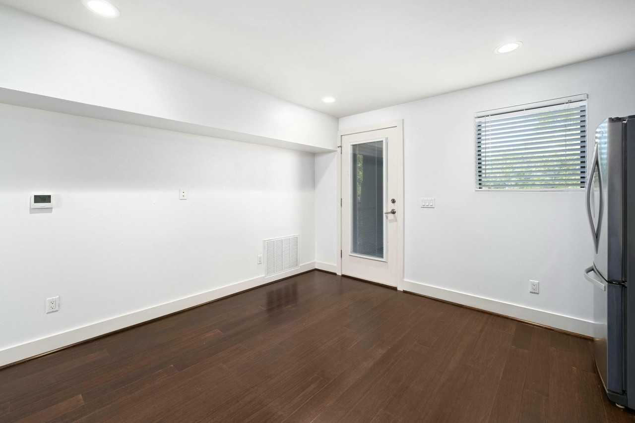 1603 Enfield Rd #301 - Photo 6 of 24