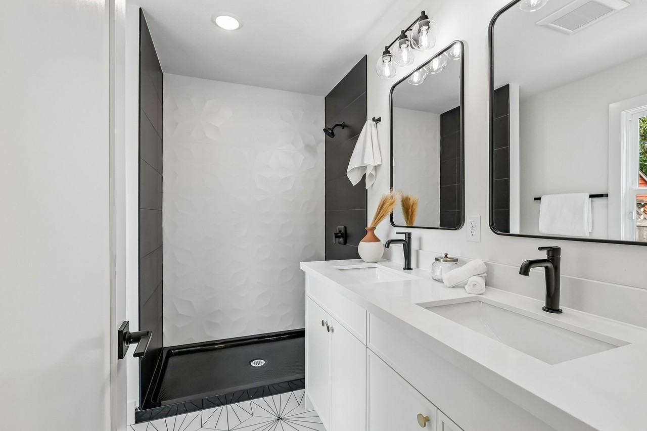 13240 3rd Ave Nw #1 - Photo 6 of 11