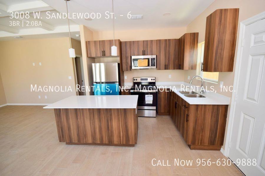 3008 W Sandlewood St #6 - Photo 7 of 14