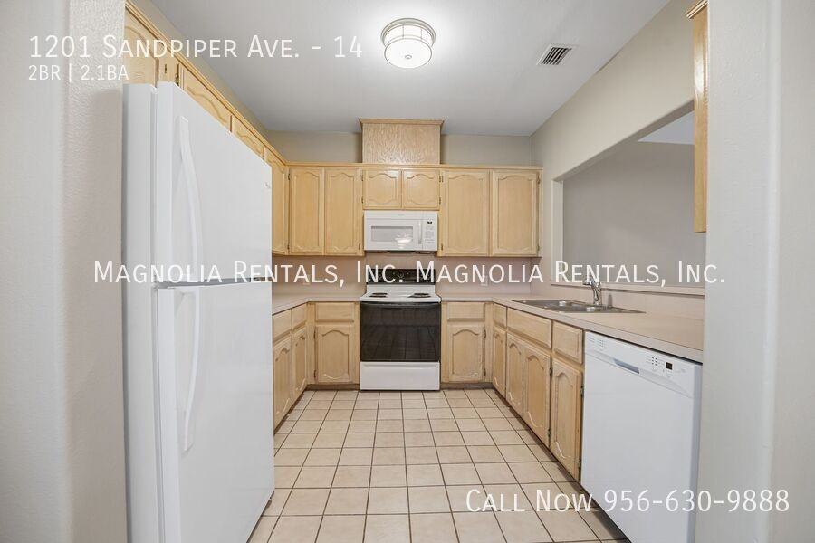 1201 Sandpiper Ave #14 - Photo 5 of 17