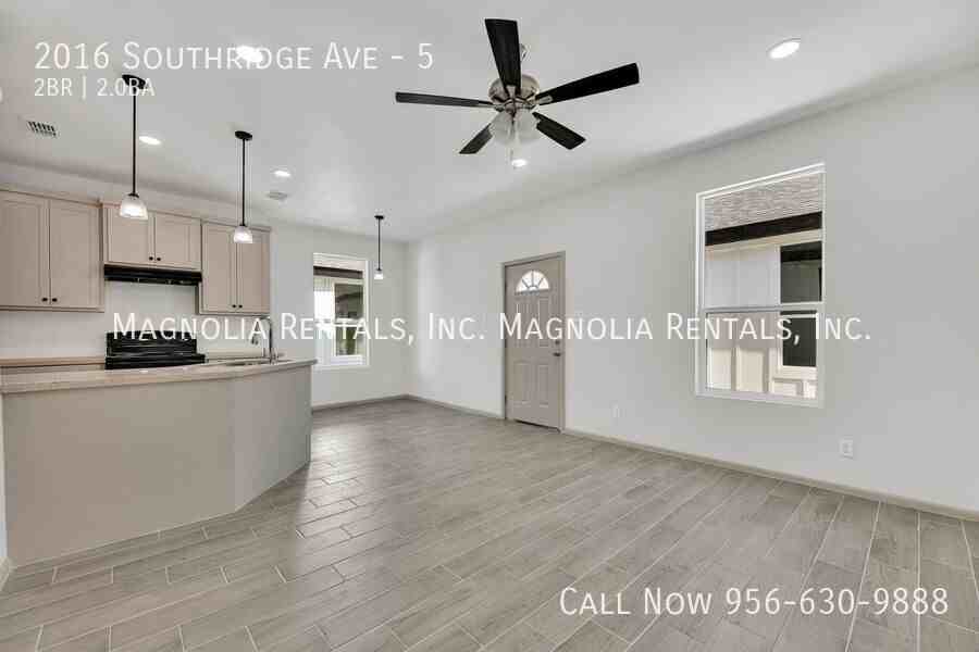 2016 Southridge Ave #5 - Photo 3 of 18