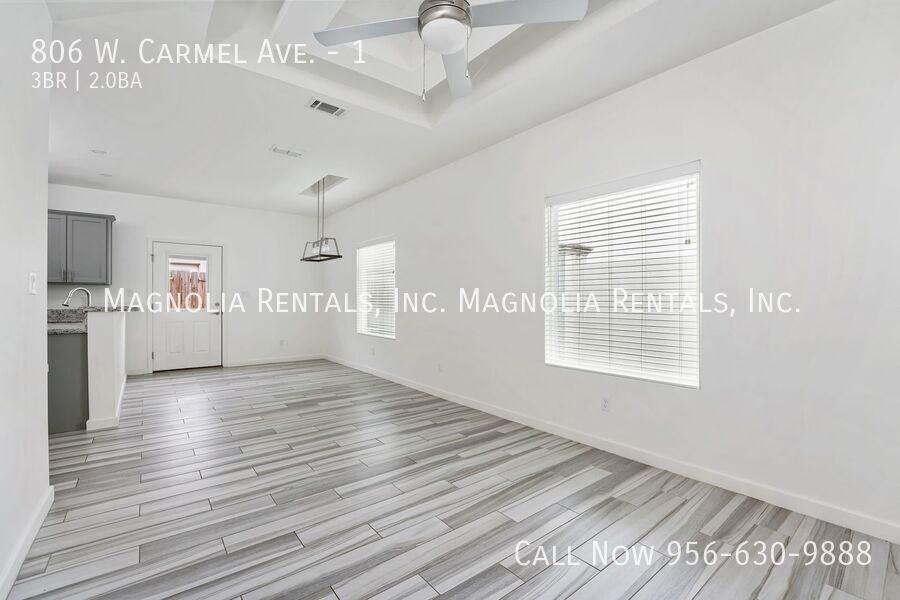 806 W Carmel Ave #1 - Photo 4 of 15