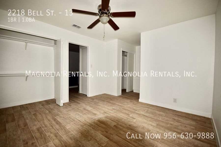 2218 Bell St #13 - Photo 5 of 12