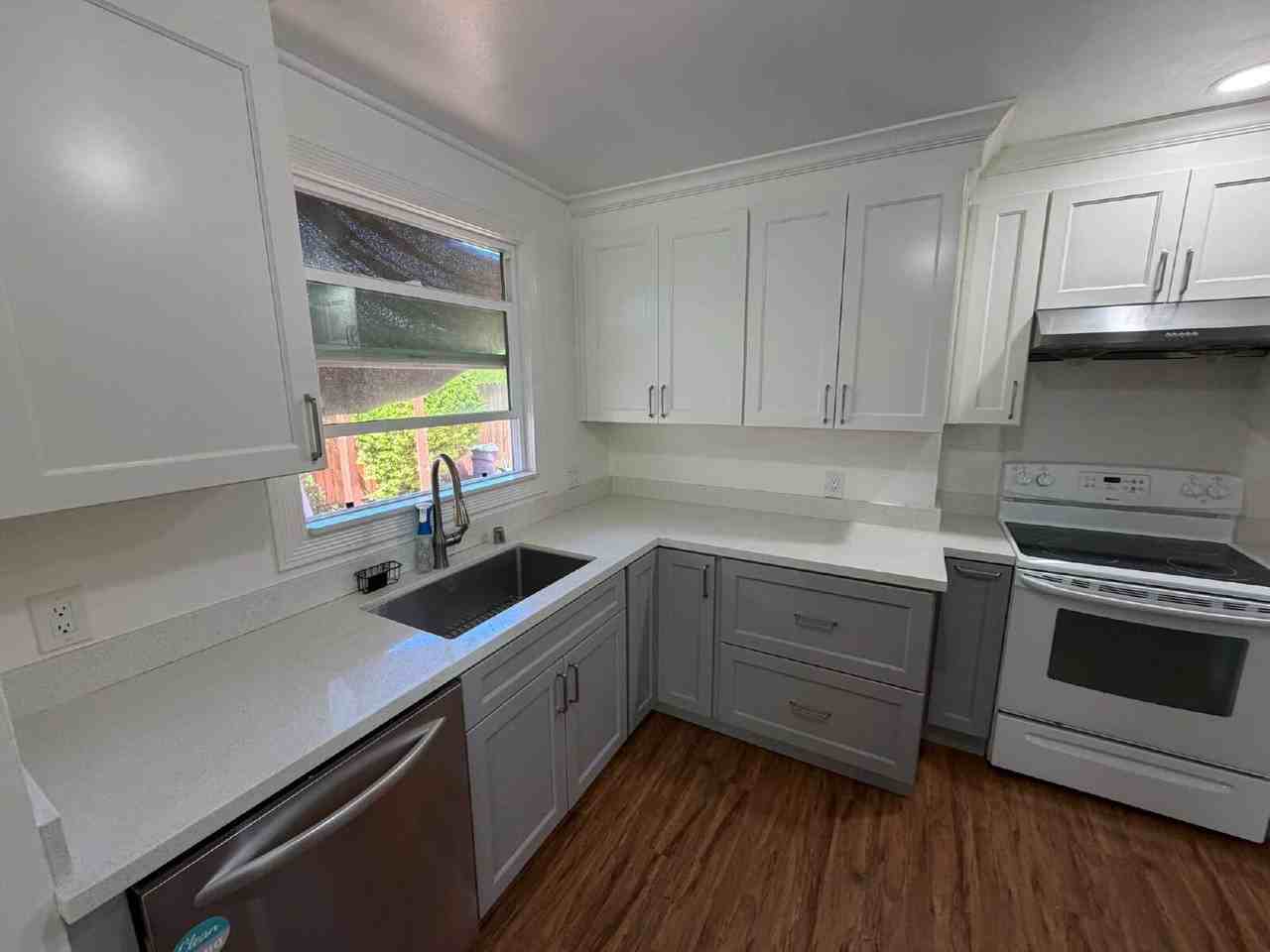2261 Hickory Dr - Photo 7 of 25