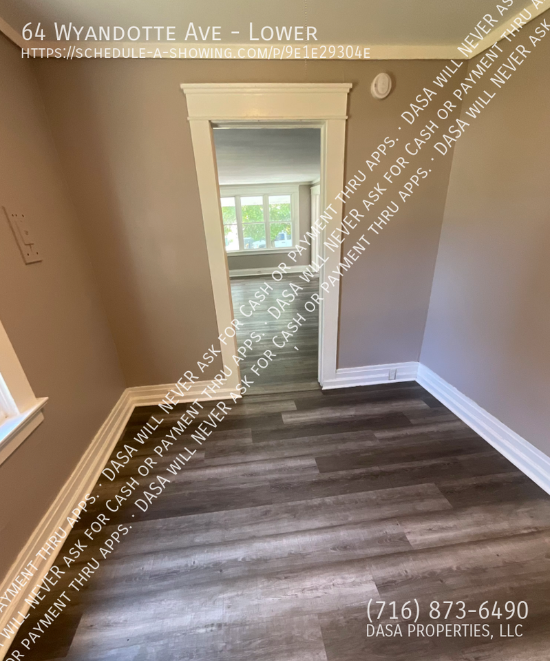 64 Wyandotte Ave - Photo 4 of 10