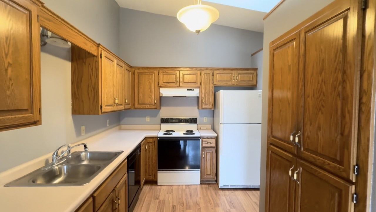 14778 Endicott Way - Photo 7 of 20