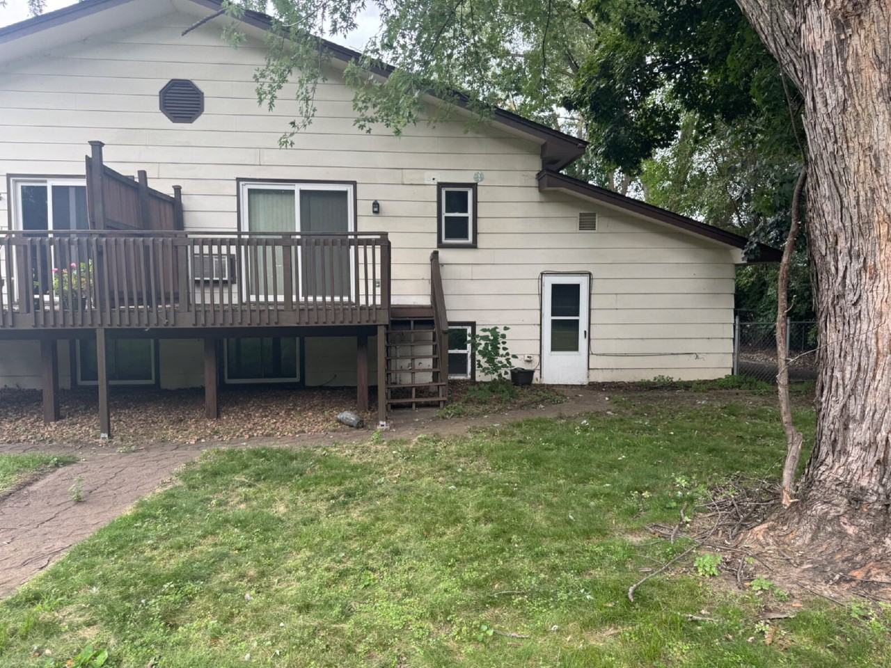 9732 Pleasant Ave S - Photo 4 of 24