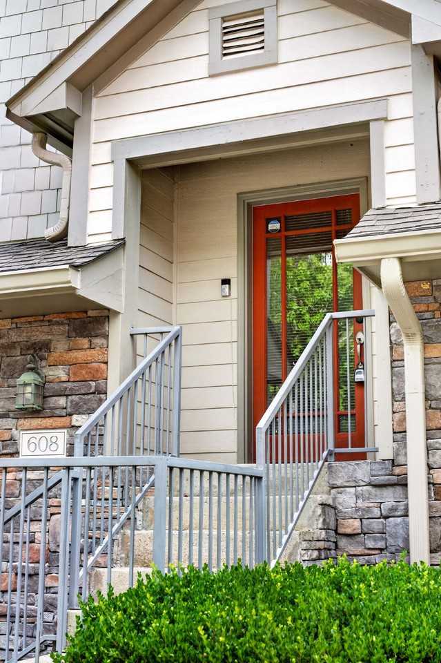 320 Old Hickory Blvd - Photo 6 of 50
