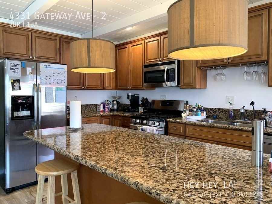 4331 Gateway Ave #2 - Photo 5 of 20