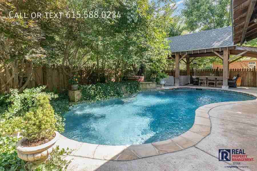 343 Sterling Park Ter - Photo 5 of 42