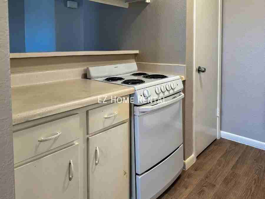2101 6th Ave N - Photo 7 of 17