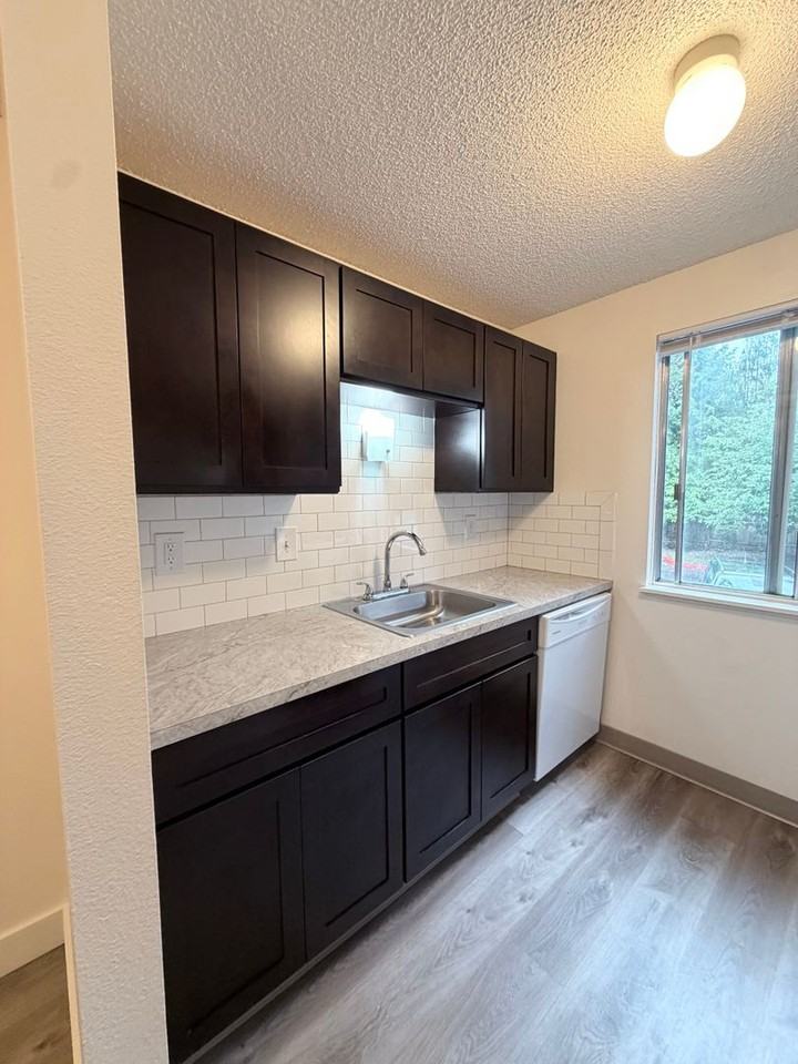 #131 ALLEN CREEK - Photo 3 of 24
