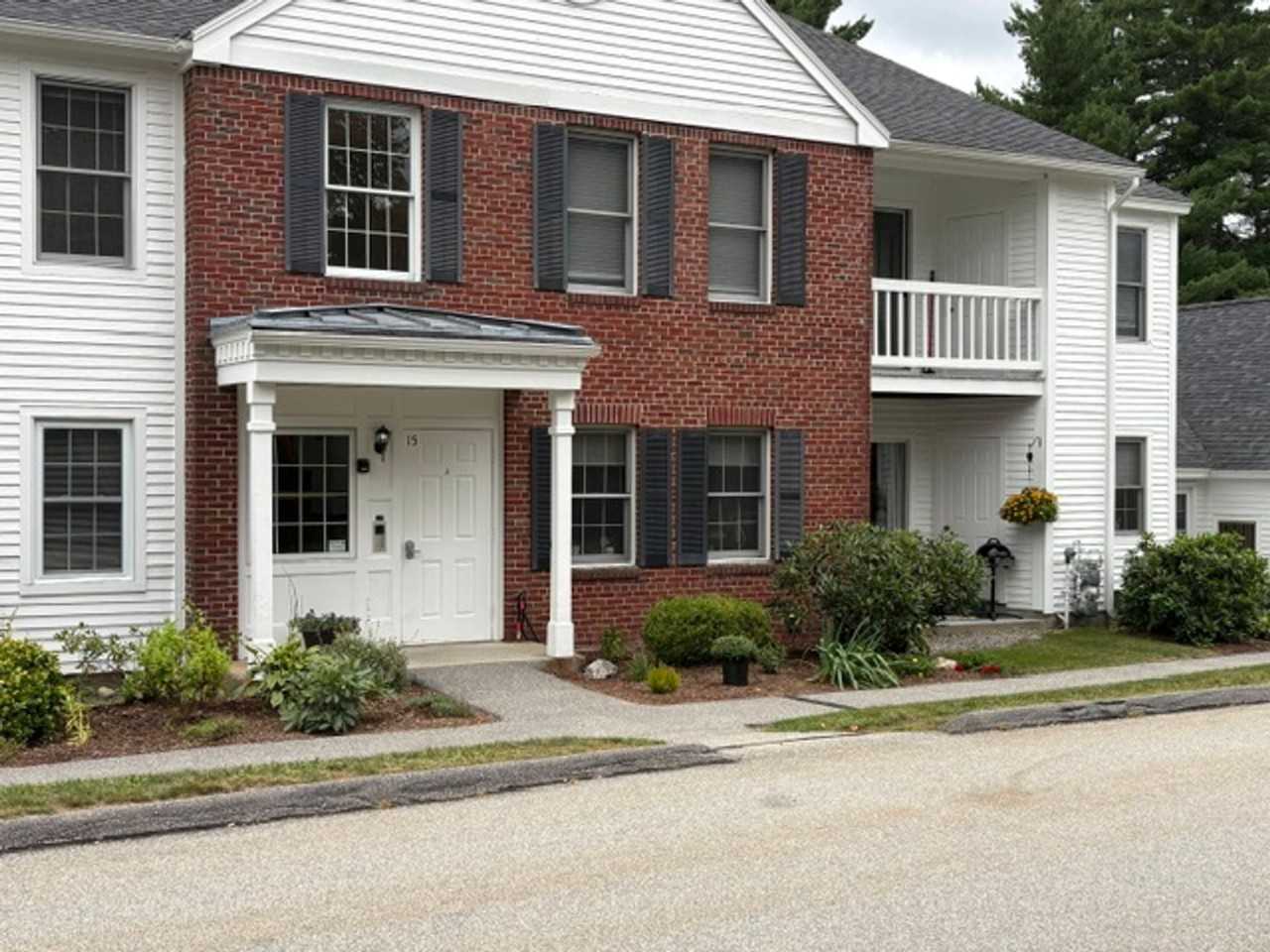 15 Windsor Court - 15 Windsor Court #I - Photo 2 of 46