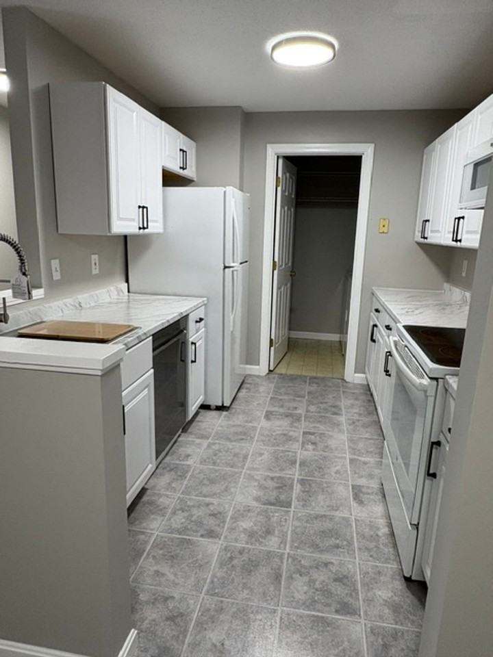 15 Windsor Court - 15 Windsor Court #I - Photo 6 of 46