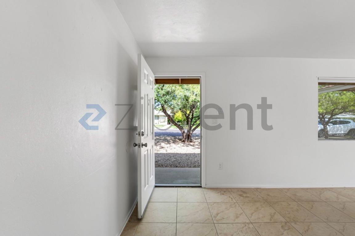 6220 N 12th Pl #2 - Photo 7 of 27
