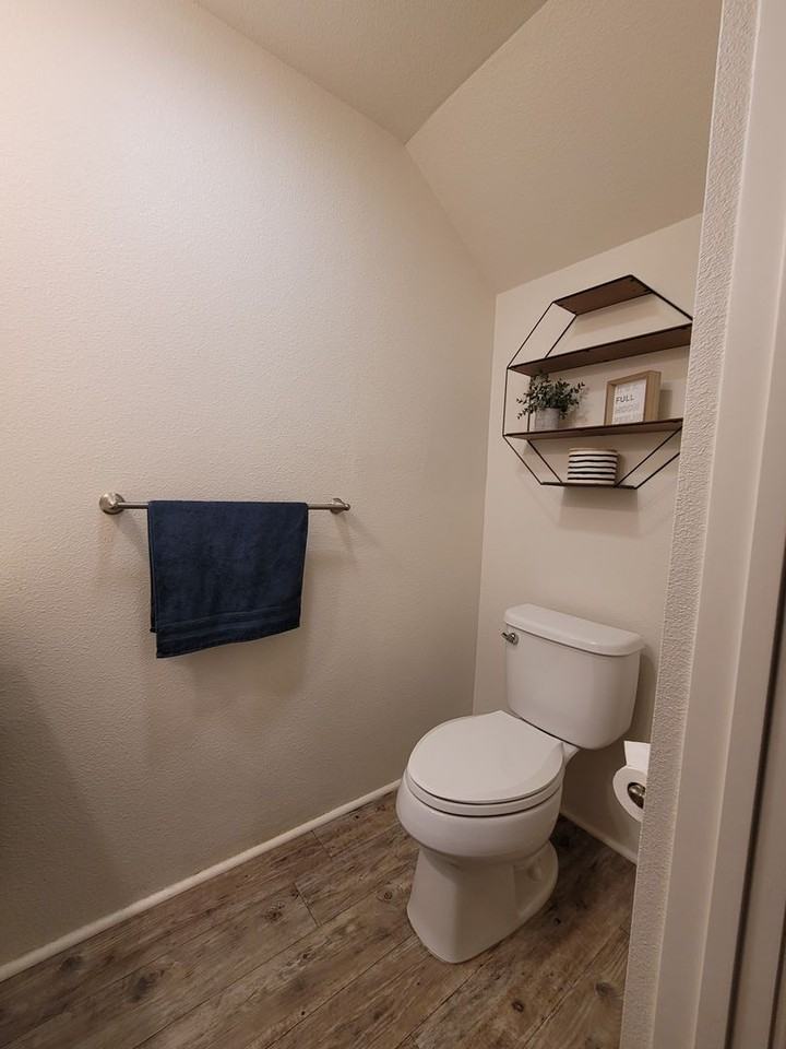 724 Kakala St #1704 - Photo 4 of 10