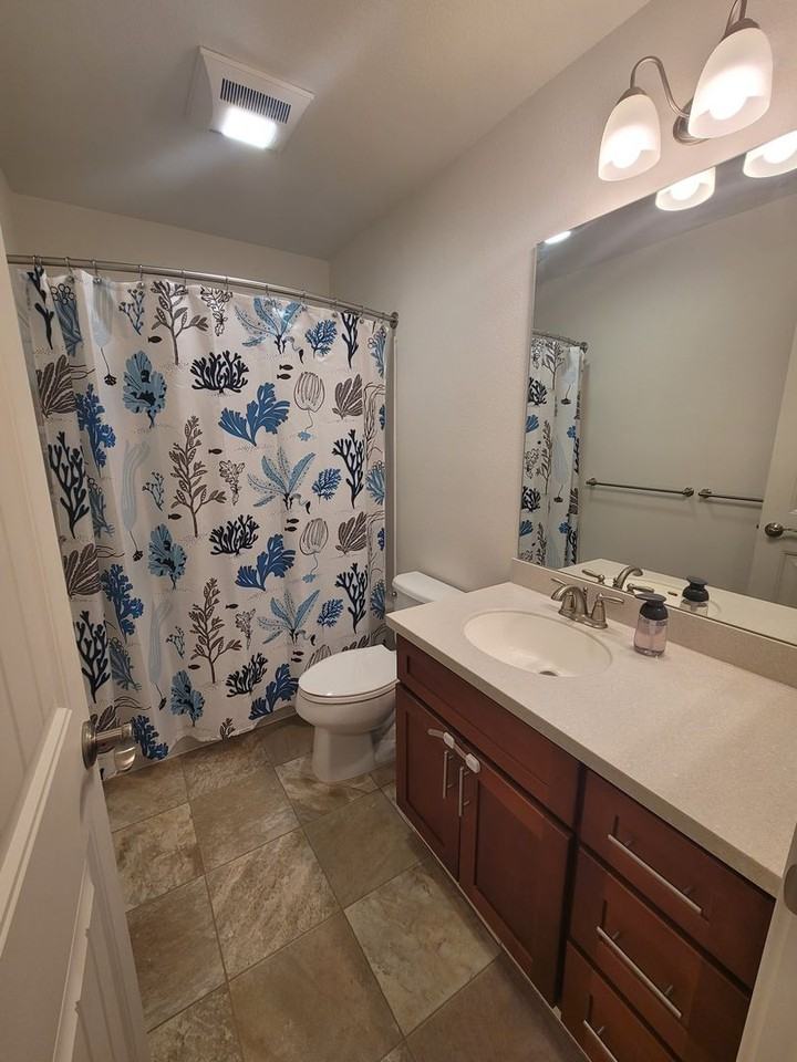 724 Kakala St #1704 - Photo 5 of 10