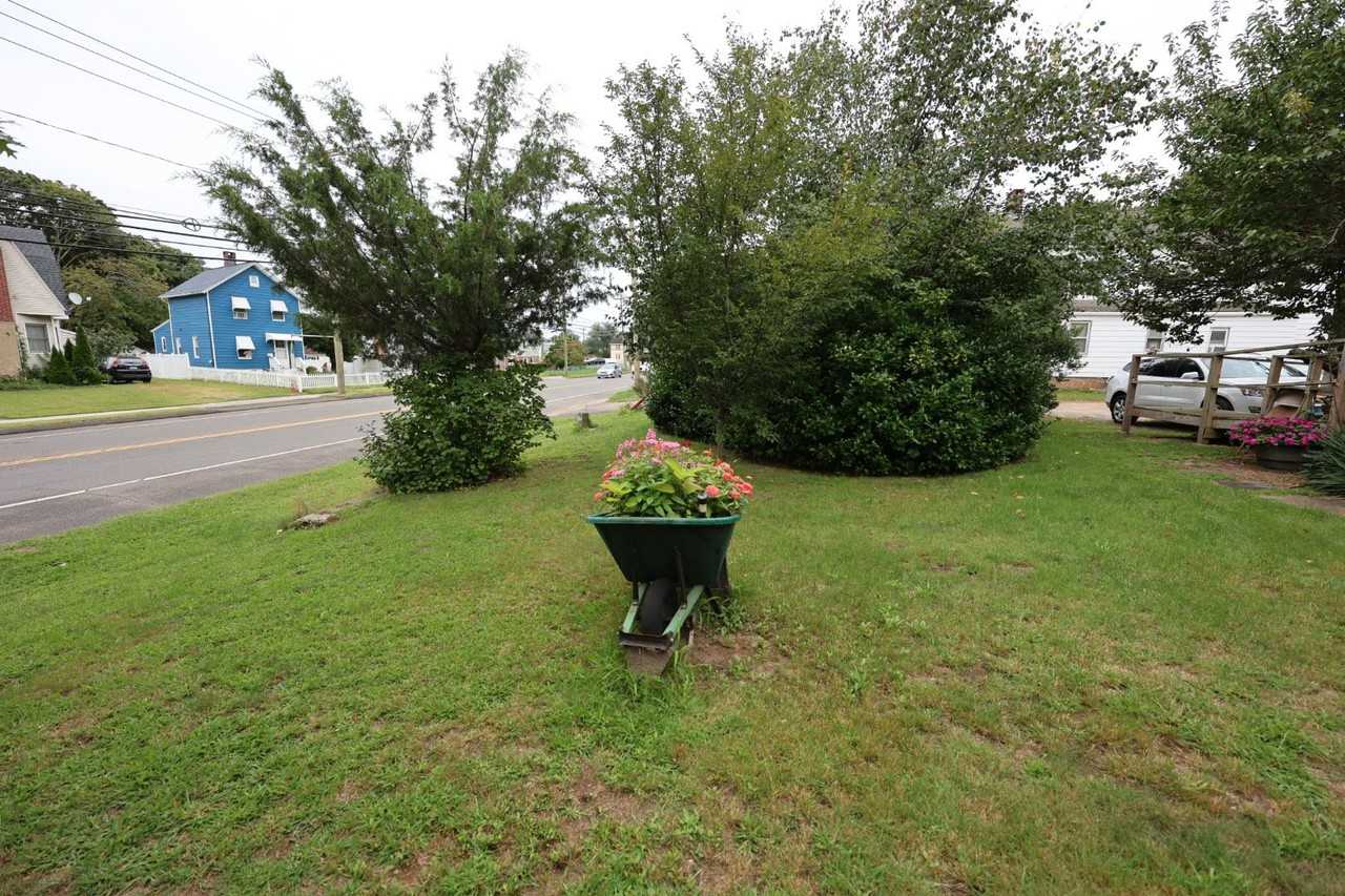 1770 State St - Photo 4 of 19