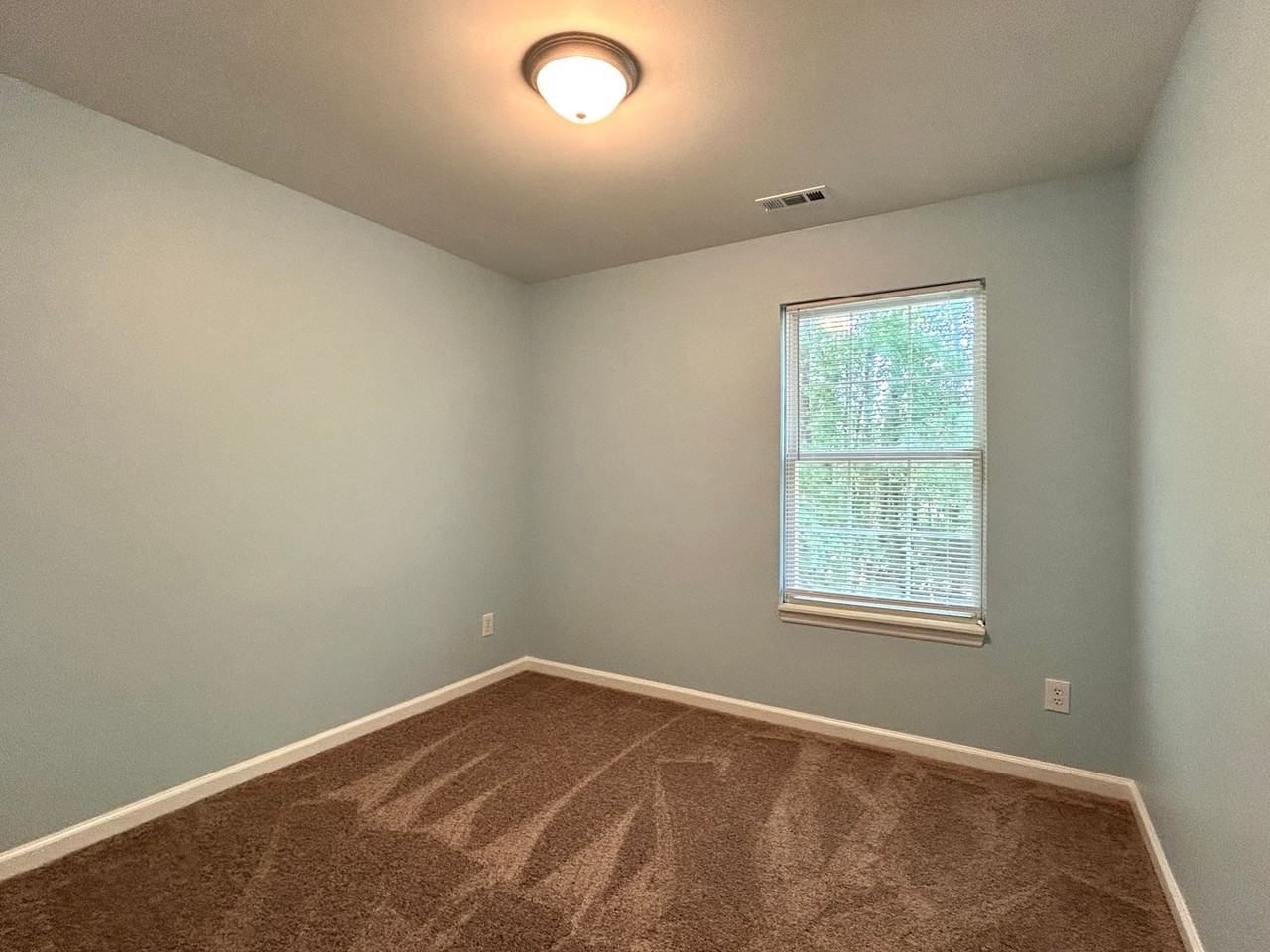 5320 Cumberland Plain Dr - Photo 4 of 18