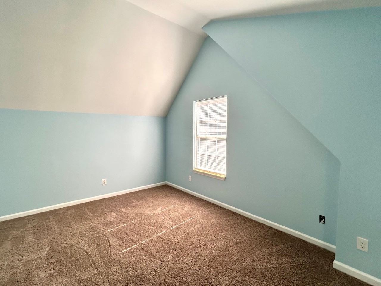 5320 Cumberland Plain Dr - Photo 6 of 18