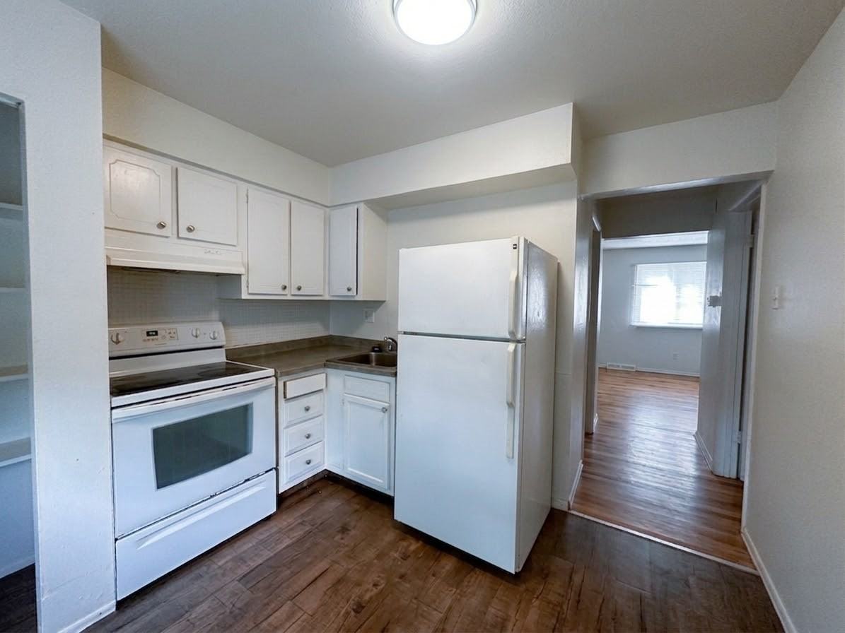 8534 N Broadway #8534A