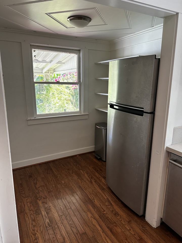 2653 Freeport Blvd #NA - Photo 5 of 10