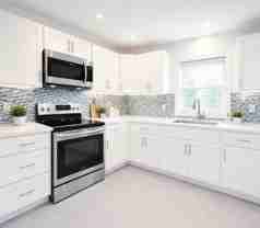2200 W 32nd St #NA - Photo 1 of 1