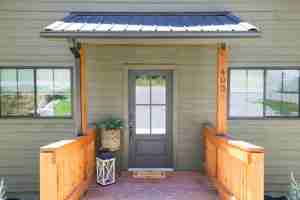 featured image of 403 Crescent Dr #NA