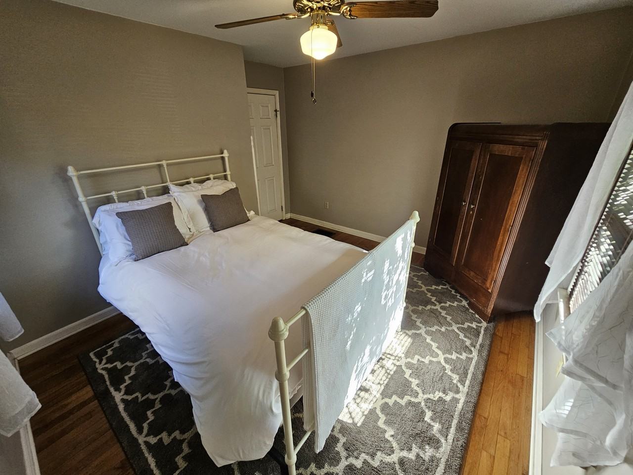 1784 Kenny Rd #NA - Photo 7 of 18