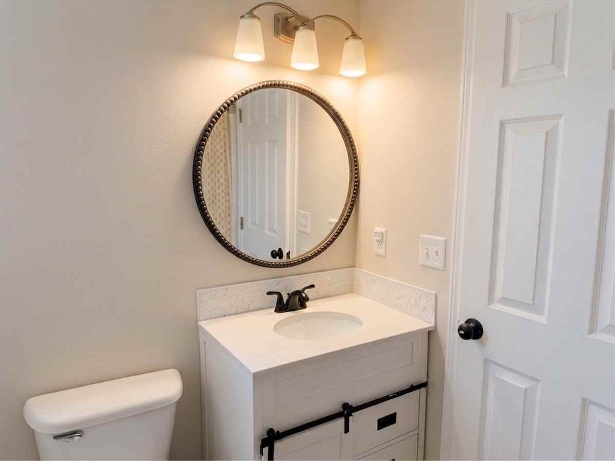 688 Viking Ln Se #NA - Photo 7 of 13