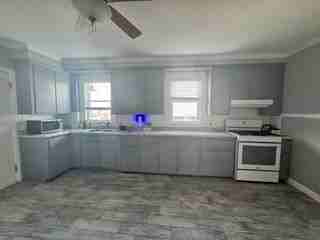 174 Hudson St #2 - Photo 5 of 12