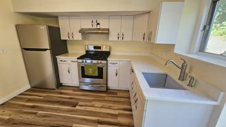 886 Howe Ave #A - Photo 1 of 1