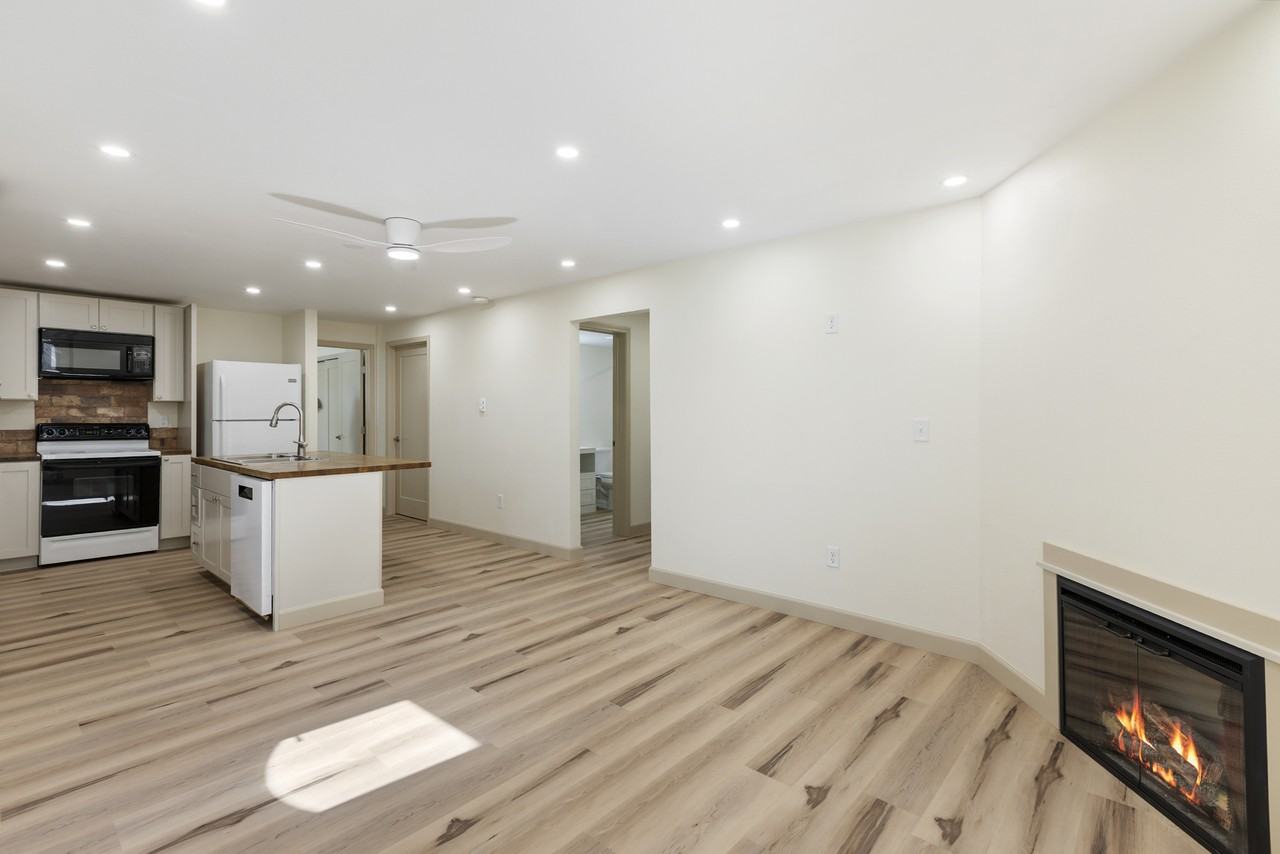 320 Burdette St #NA - Photo 3 of 15