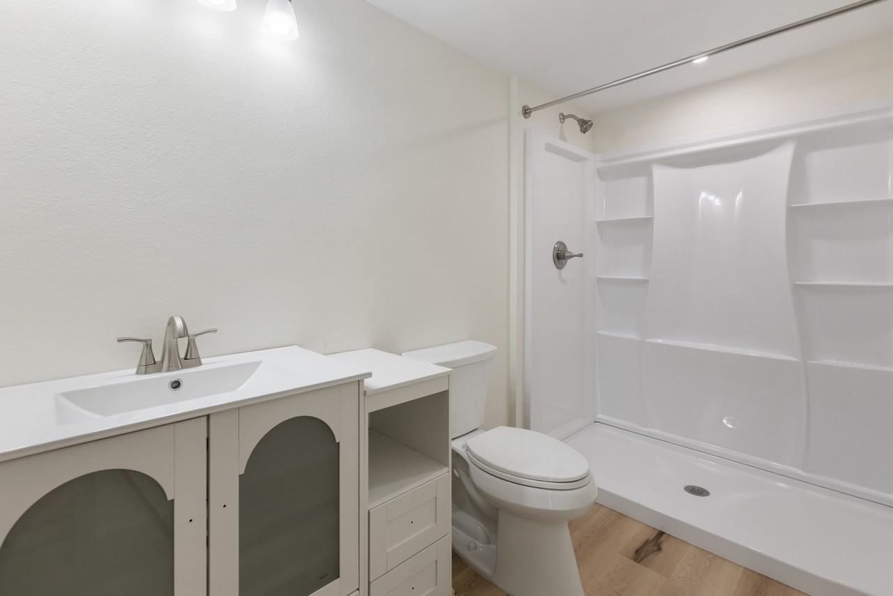320 Burdette St #NA - Photo 7 of 15