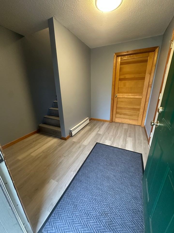 17 Willis St #9 - Photo 2 of 21
