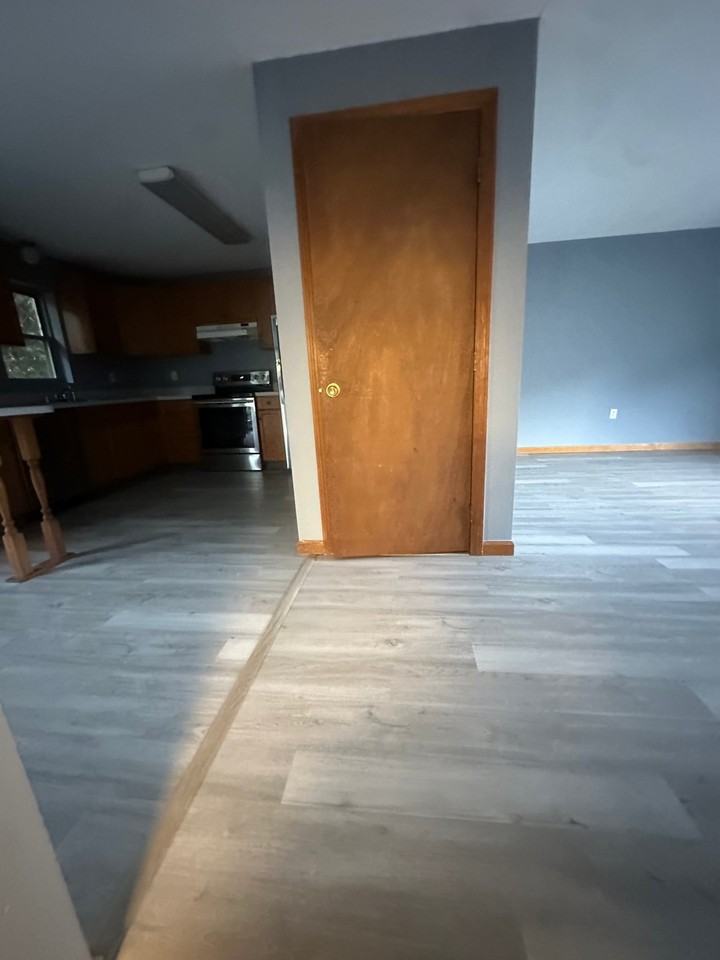 17 Willis St #9 - Photo 6 of 21